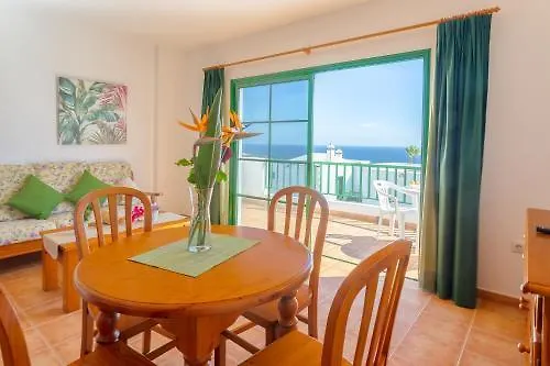 Quiqueres Puerto del Carmen (Lanzarote)