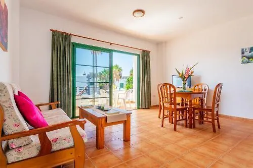 Quiqueres Puerto del Carmen (Lanzarote)